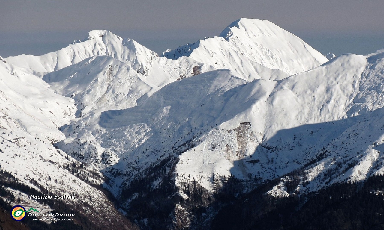 32 Zona Cima di Valmora e Monte Fop....JPG